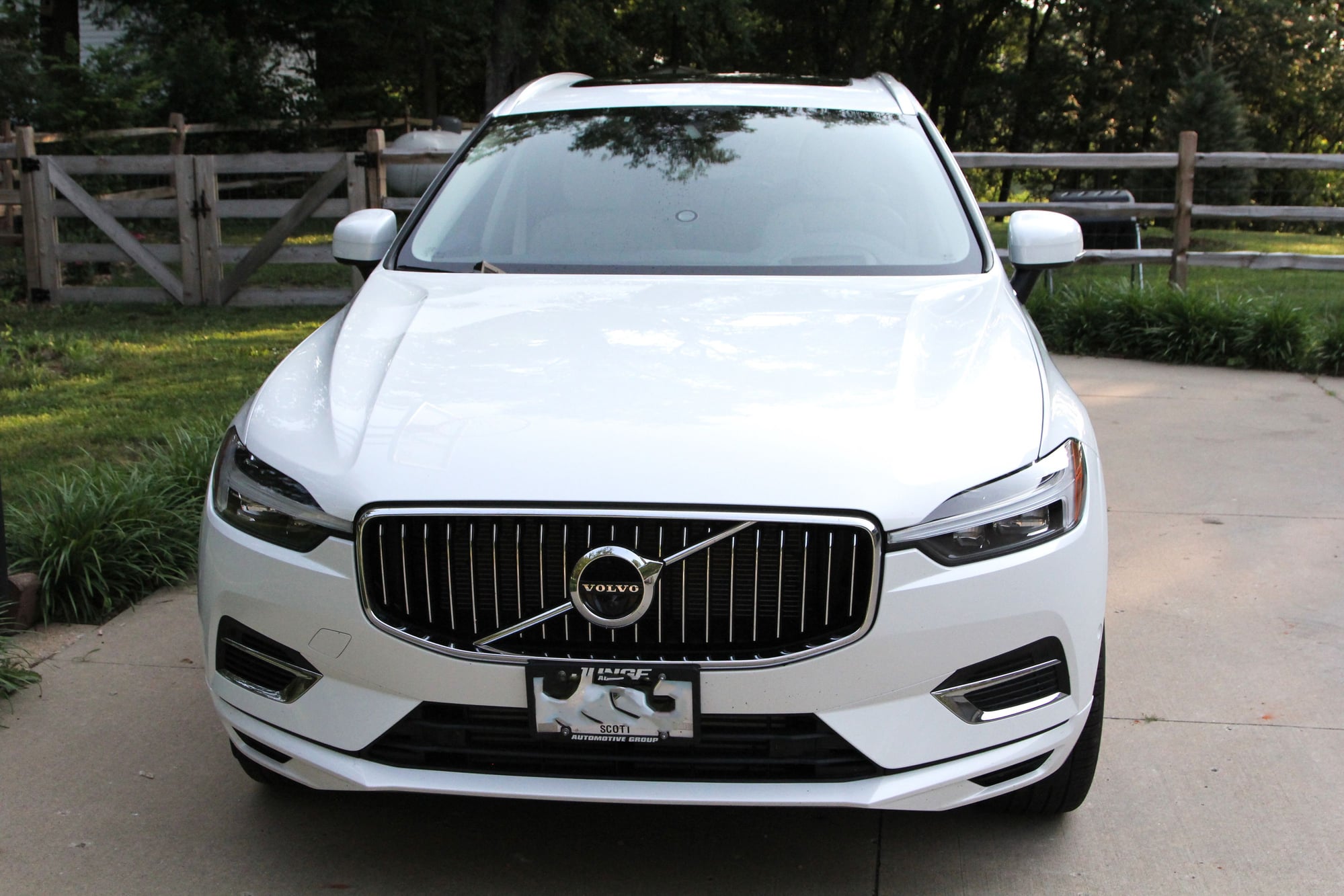 2021 Volvo XC60 - 2021 XC60 recharge - Used - VIN YV4BR0DL1M1765024 - 37,000 Miles - 4 cyl - AWD - Automatic - SUV - White - Cedar Rapids, IA 52405, United States