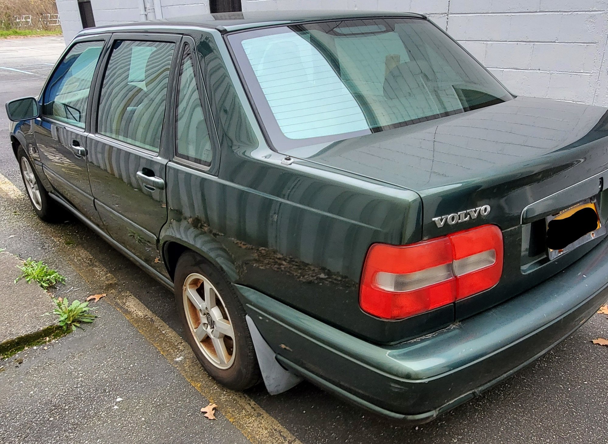 1999 Volvo S70 - 1999 Volvo S70 AWD - Used - VIN YV1LT56D8X2587584 - 126,670 Miles - 5 cyl - AWD - Automatic - Sedan - Other - Bethpage, NY 11714, United States