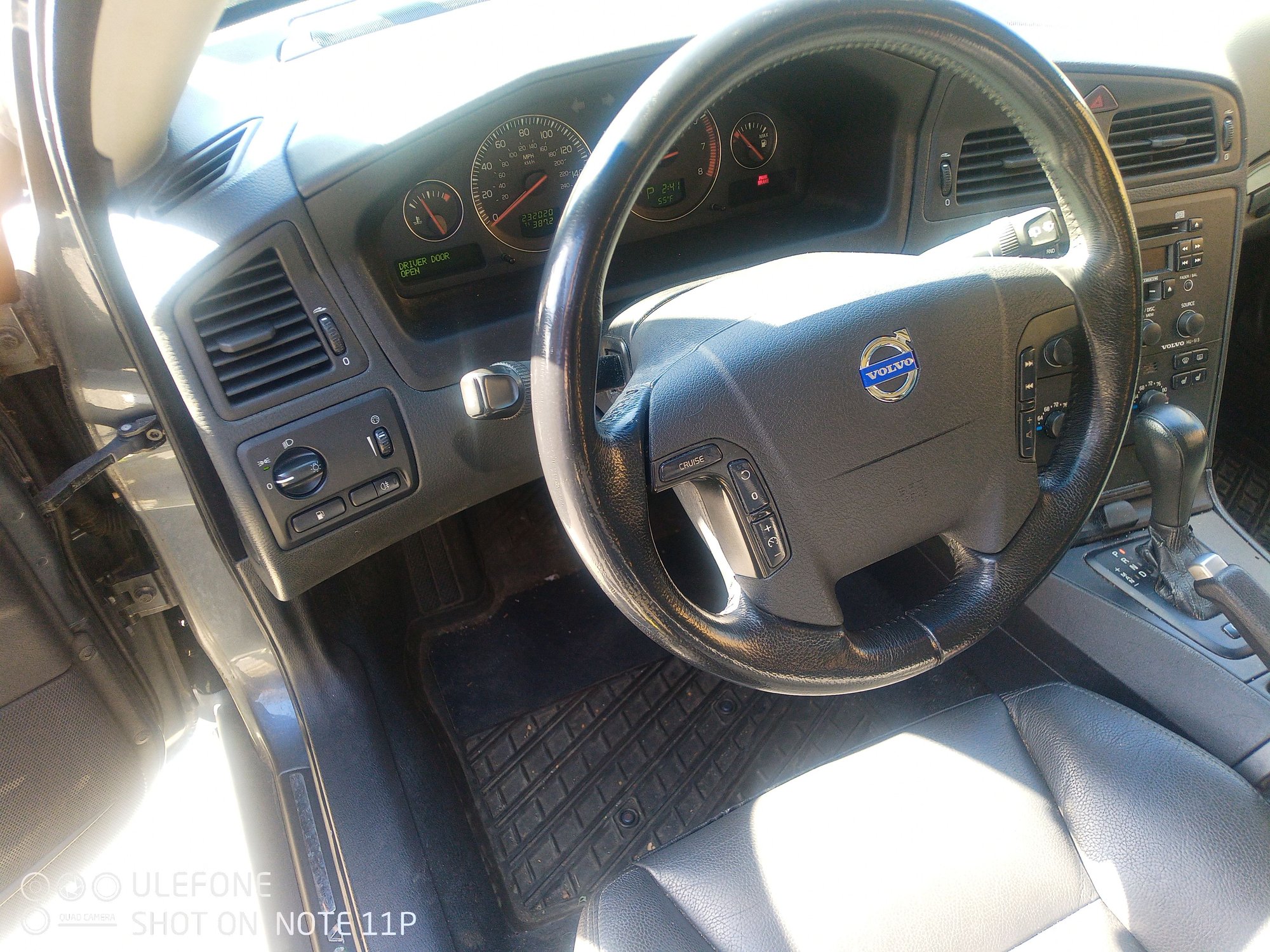 2004 Volvo V70 - Volvo V70 titanium limited edition - Used - VIN YV1SW59VX42367415 - 221,512 Miles - 5 cyl - 2WD - Automatic - Wagon - Silver - Bowie, MD 20715, United States