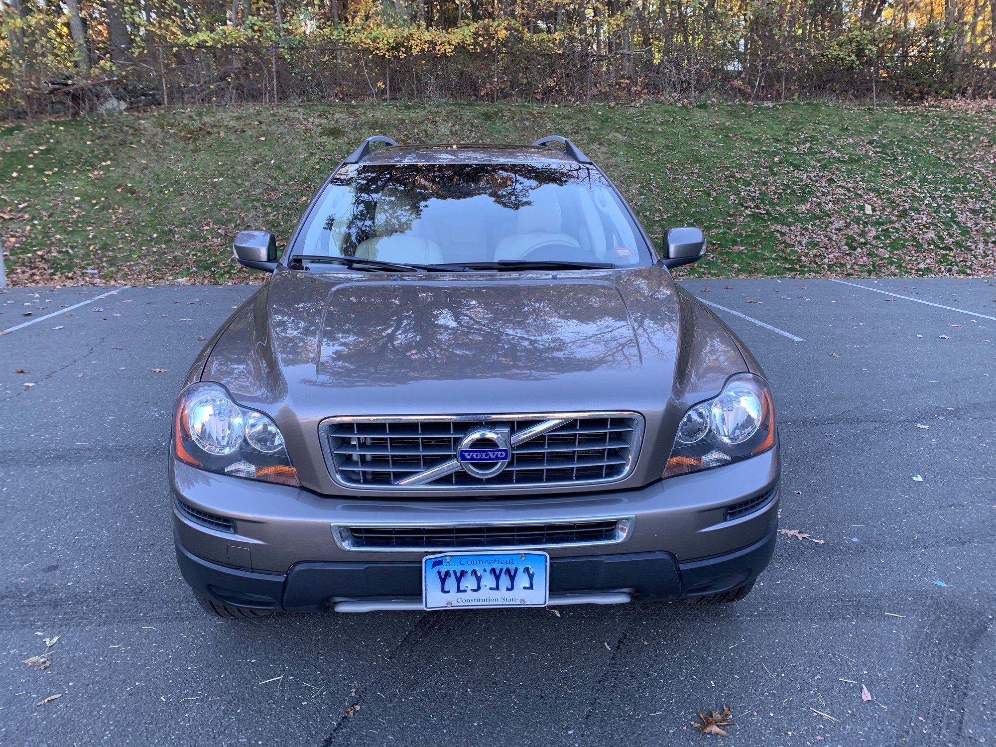 2012 Volvo XC90 - Original Owner selling Volvo XC90 AWD - Used - VIN YV4952cz8c1625885 - 100,561 Miles - 6 cyl - AWD - Automatic - SUV - Gray - Fairfield, CT 06825, United States