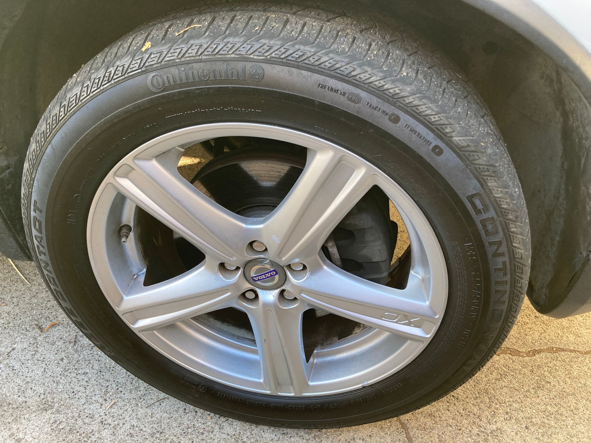 Wheels and Tires/Axles - Volvo XC90 R-Design 19 Inches Wheels And Tires 255/50/19 - Used - 2003 to 2014 Volvo XC90 - Sacramento, CA 95832, United States
