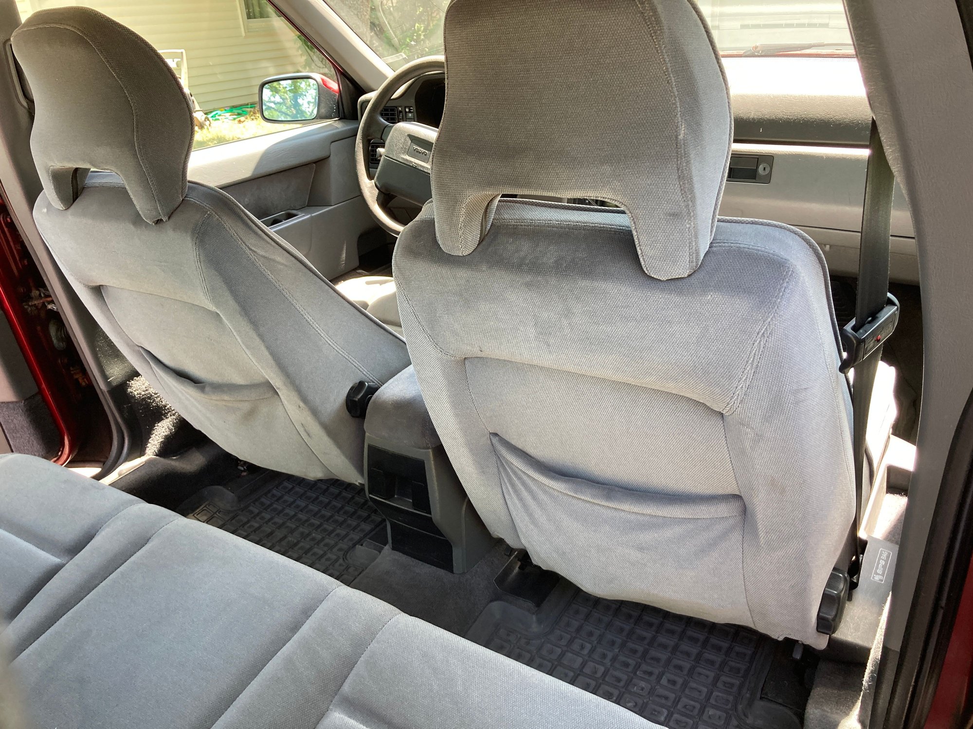1997 Volvo 850 - 1997 850 Sedan Manual Transmission in excellent condition $4,500 OBO - Used - VIN YV1LS5549V1358614 - 235,000 Miles - 5 cyl - 2WD - Manual - Sedan - Red - Darien, IL 60561, United States