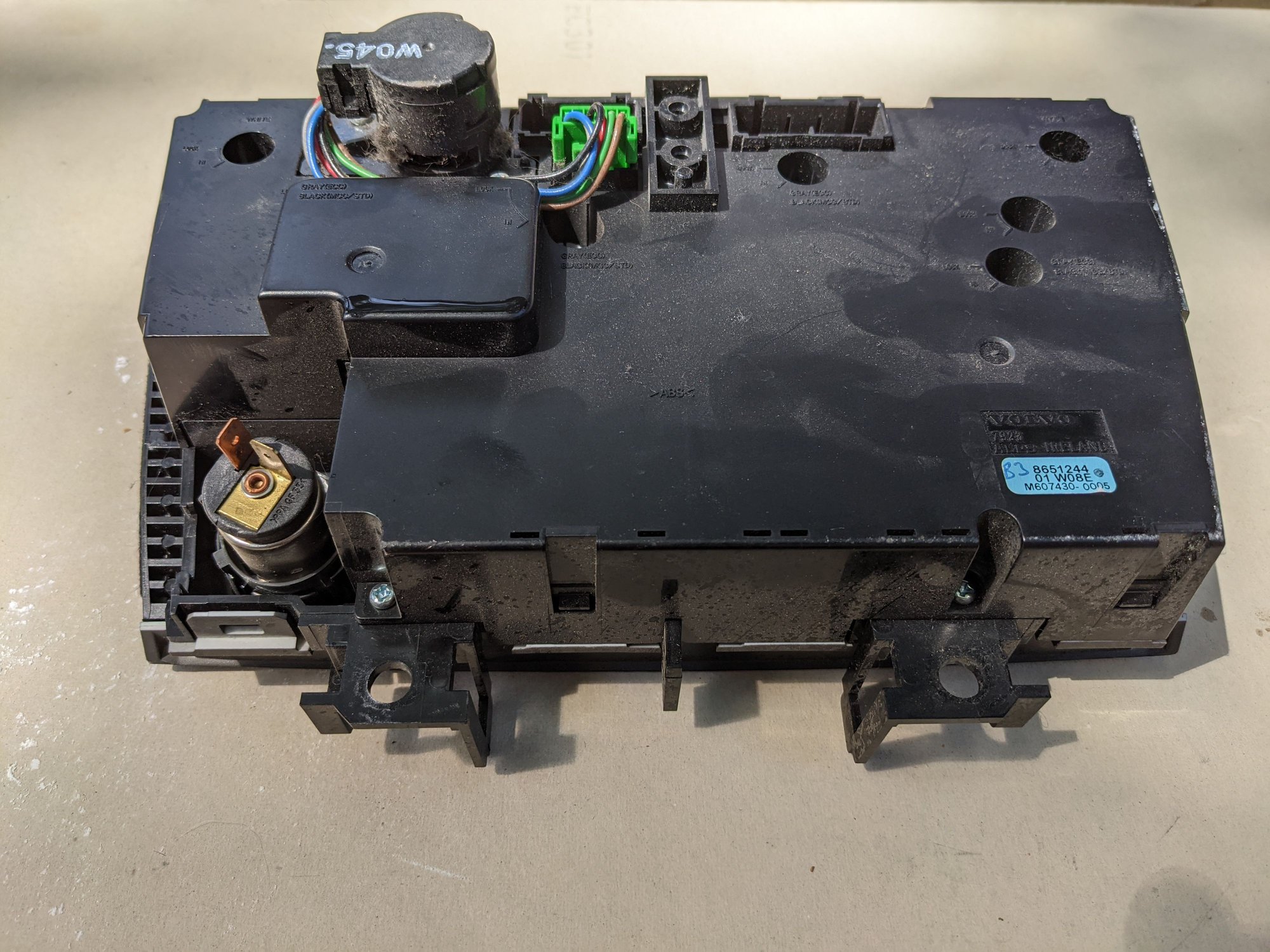 2002 Volvo S60 - Climate Control Interface - Interior/Upholstery - $10 - Tarzana, CA 91356, United States