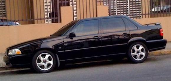 1999 S70 T5