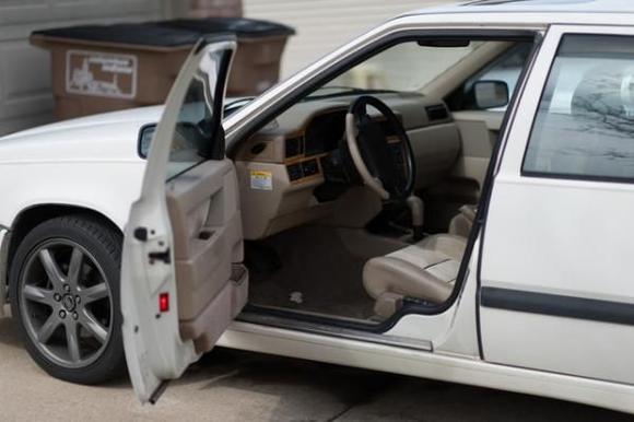 I'm really fond of the interior. It's in pretty good shape in my car. I need to replace the upper drivers seat skin, likely just like any other 850 owner. Will look at this when budget allows.