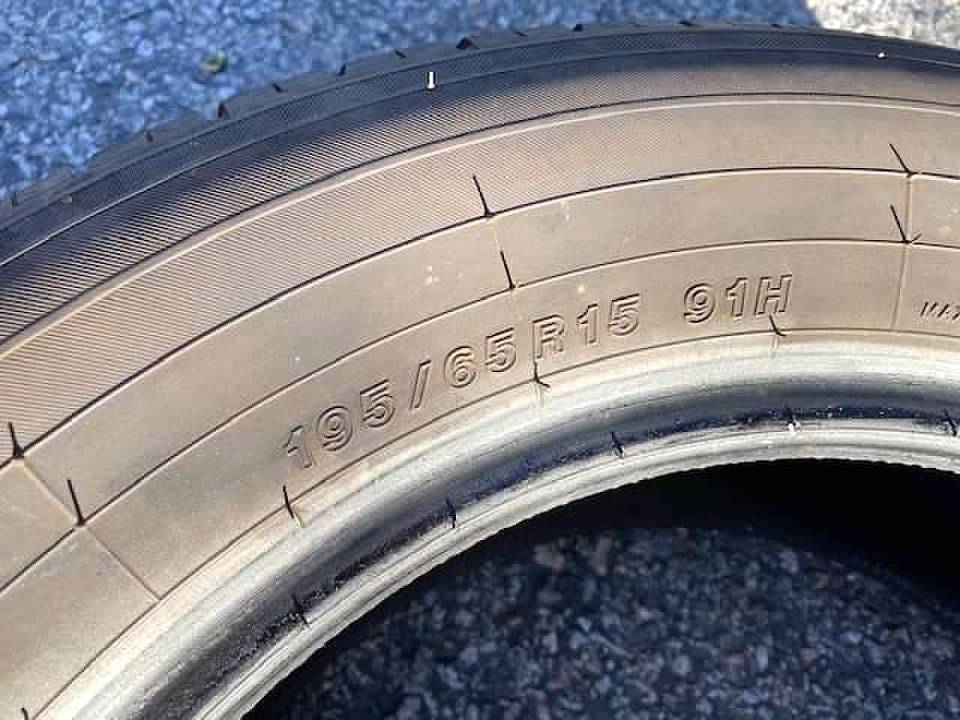 Wheels and Tires/Axles - Volvo Wheels/Tires 850, C70, S70, S90, V70, V90 - $300   NY Metro Area - Used - 1992 to 1997 Volvo 850 - 1997 to 2000 Volvo V70 - 1997 to 2000 Volvo S70 - White Plains, NY 10606, United States