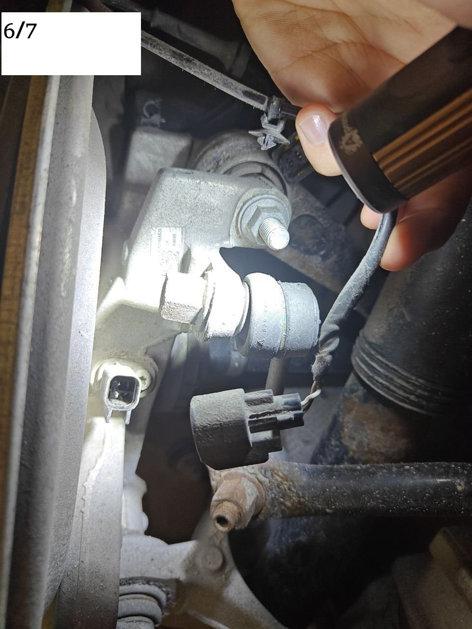 6/7 close up of the ABS sensor plug from the back