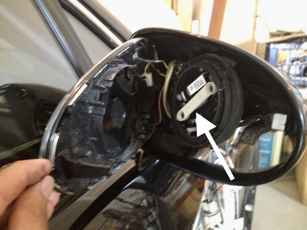 Bentley Side View Mirror Puddle Lamp, How To Change Indicator Bulb On Side Mirror