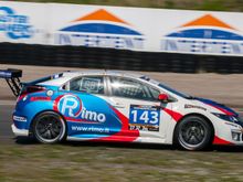 LOMA Rennsportfelgen für die internationale 12h und 24h Langstreckenmeisterschaft 2016