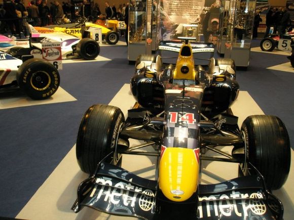 F1