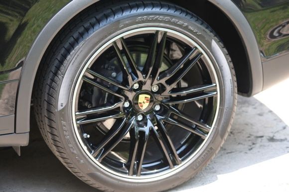 21" Cayenne Sports Edition Painted Black
