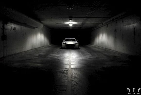 Aston Martin V8 Vantage Late night adventures...
