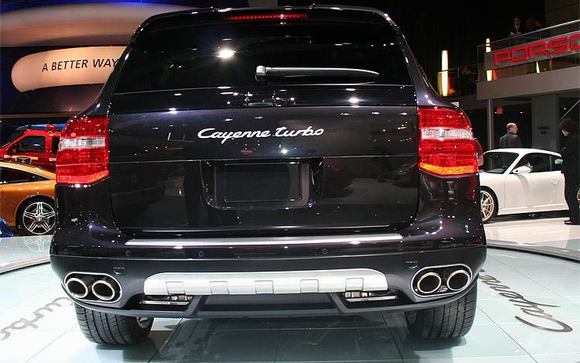 163 2007 detroit auto show 528z 2008 porsche cayenne turbo rear view