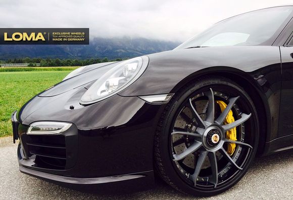 PORSCHE 991 TURBO S WITH 21″ FORGED RIMS BY LOMA WHEELS