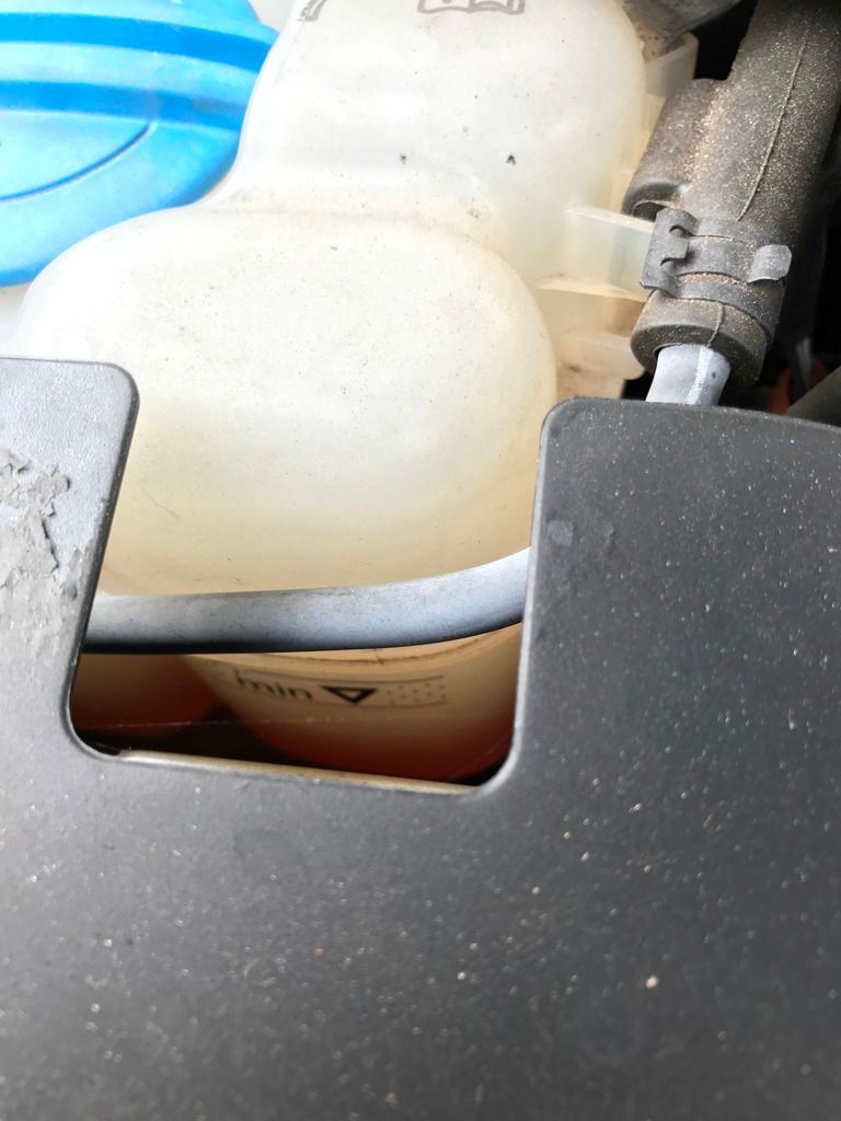 Proper Coolant Level for a 2011 Porsche Cayenne S