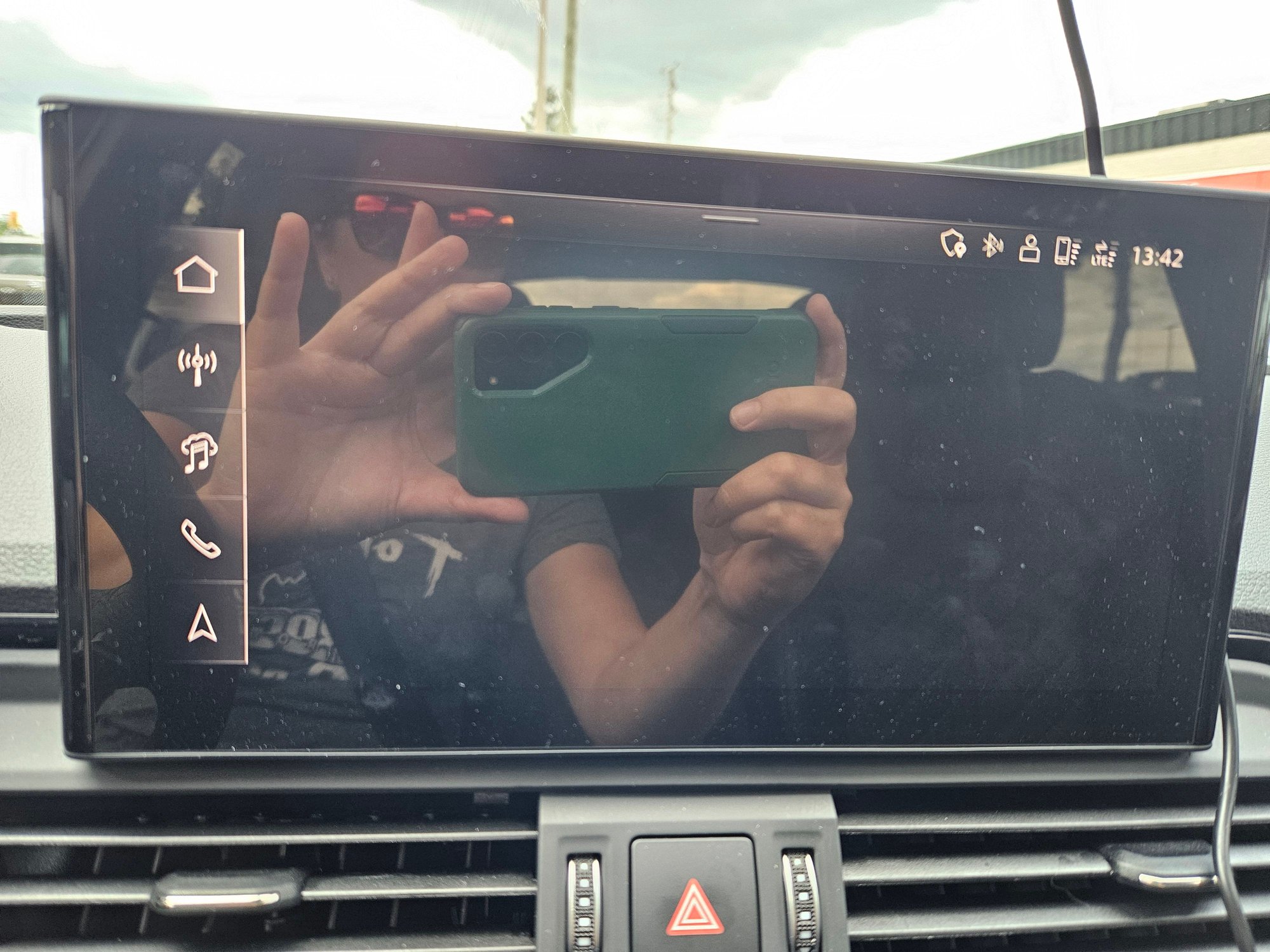 Screen stuck. If I try to click anything on the left, I get a blank screen. Can't see anything. 