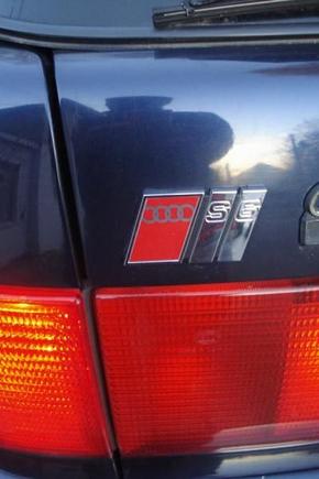 S6 badge