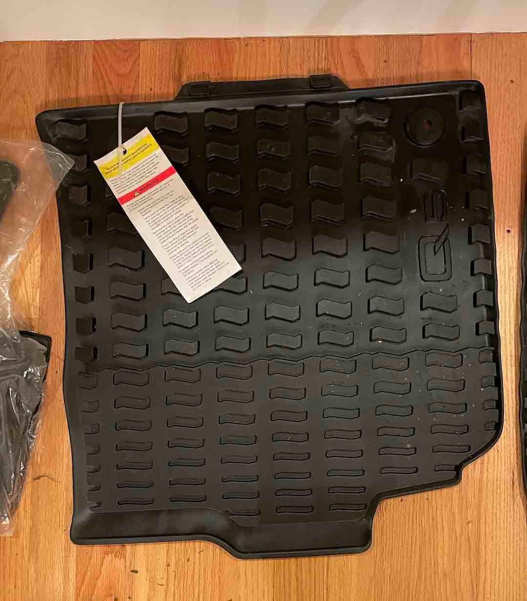 2017 Audi SQ5 / Q5 BaseBars + Winter Mats + Privacy Cover AudiWorld