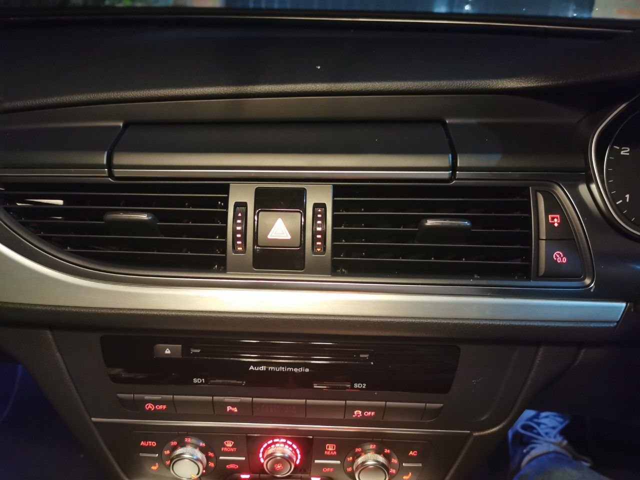 Instrument Cluster/Radio not working. AudiWorld Forums