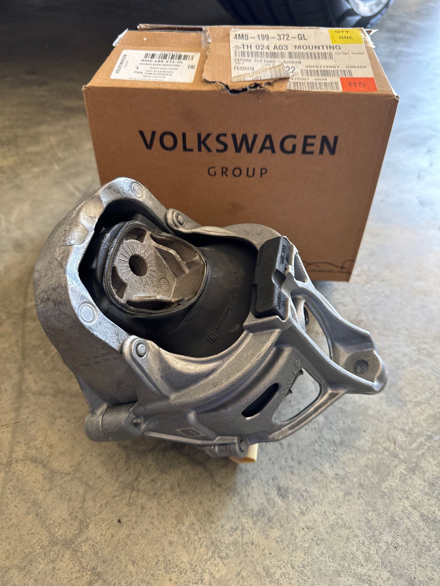 NEW Q7 4M 3 0T OEM Right Engine Mount AudiWorld Forums new-q7-4m-3-0t-oem-right-engine-mount-audiworld-forums