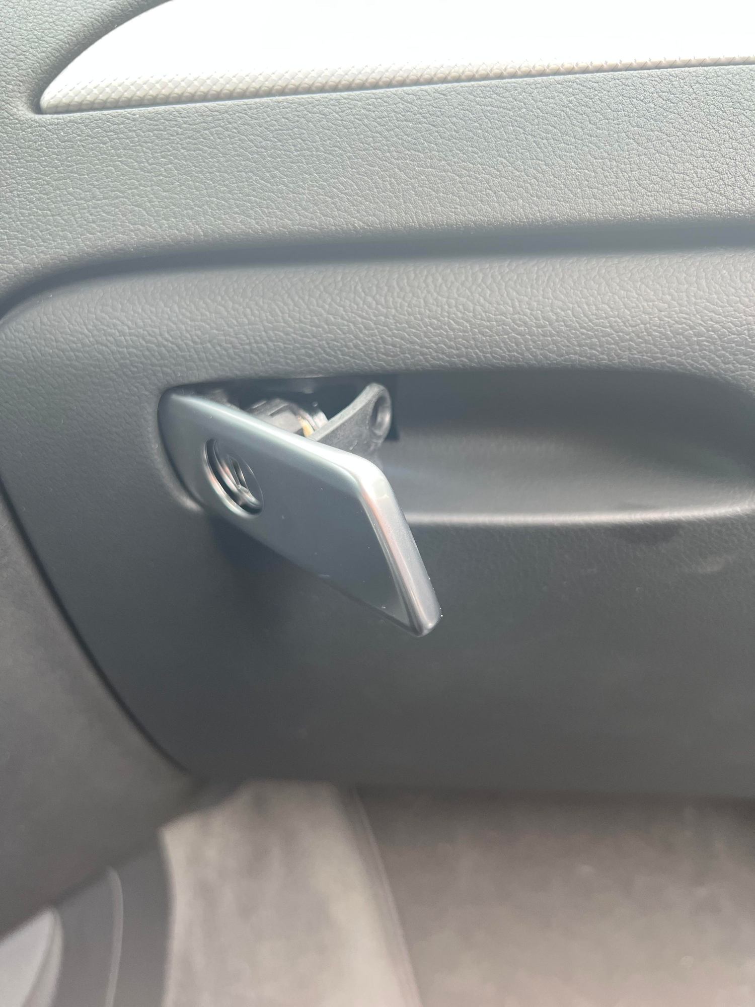 Glove box handle broke. Looking for manual release AudiWorld Forums
