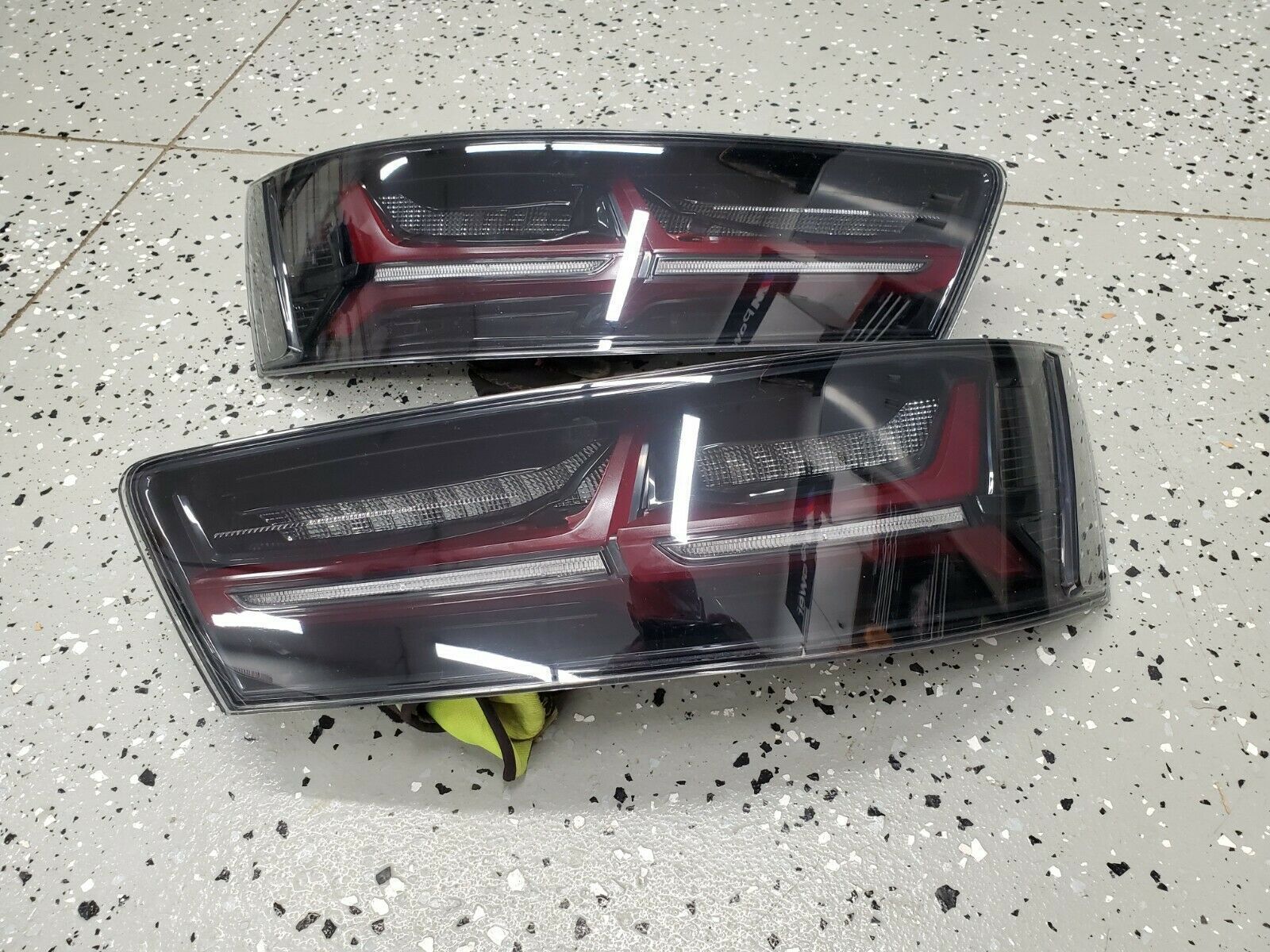 4M 20172019 Audi Q7 Blackline Euro Black Taillights Lamps Dynamic