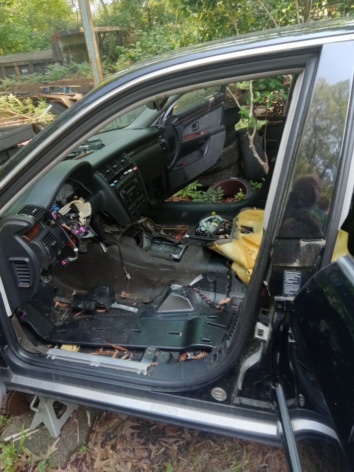 g200 lateral acceleration sensor, abs control and yaw?? sensor location