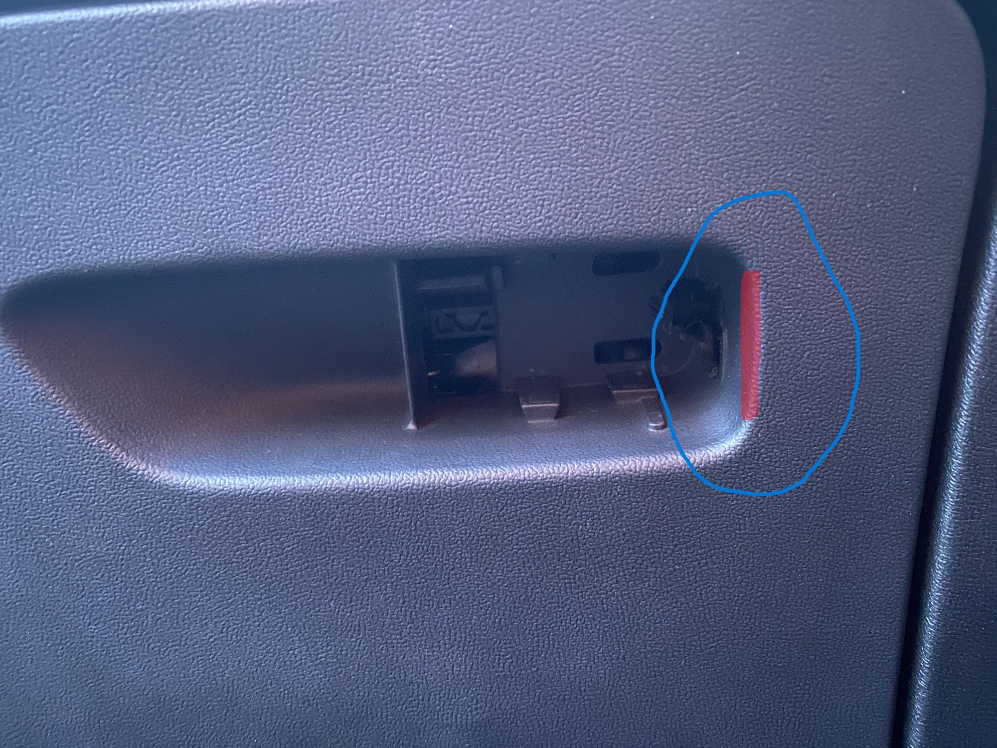 2019 TT Glovebox door latch jammed AudiWorld Forums