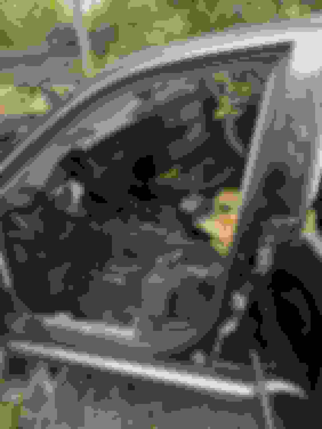 g200 lateral acceleration sensor, abs control and yaw?? sensor location