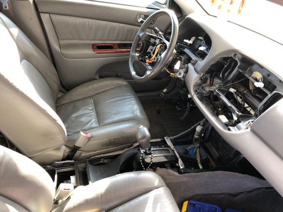 Tear down of the lower/upper dash looking for the immobilized module, only found the theft warning module