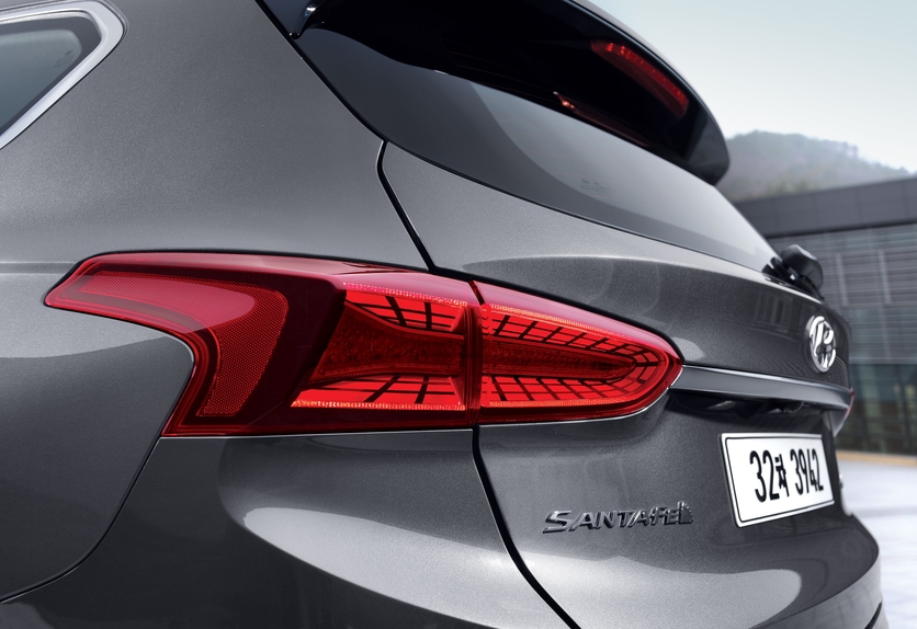2020 Hyundai Santa Fe Deals, Prices, Incentives & Leases ...