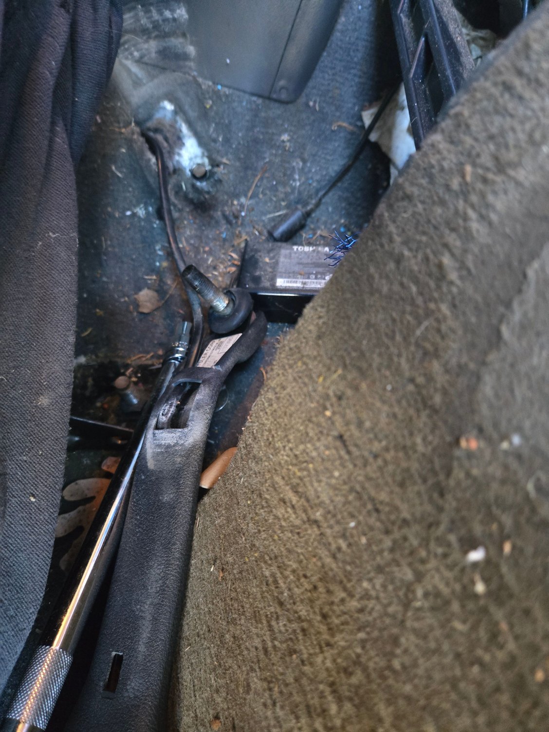 1996 XJ Drivers Side Seat Belt