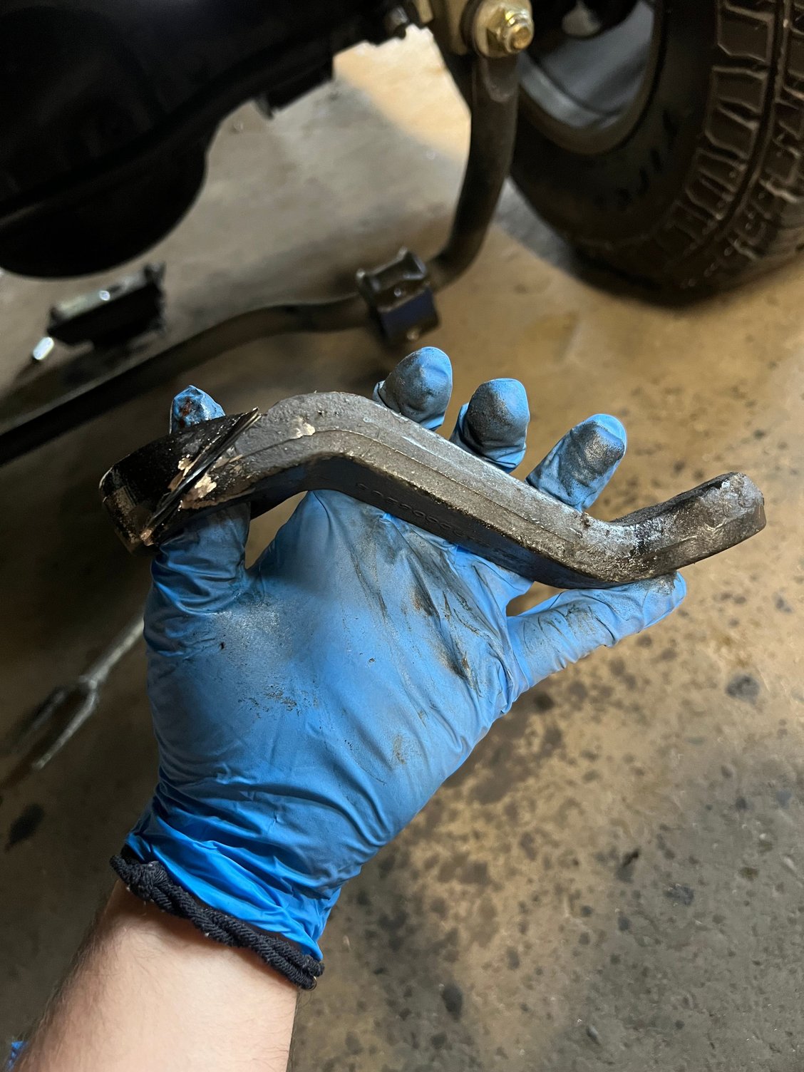 The original pitman arm was so stuck that I had to cut a relief to get it to pull off 