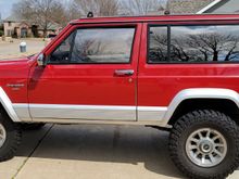 3 inch lift with 31 inch Cooper tires.