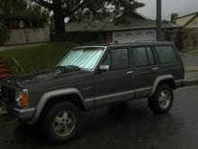 My CHAMP!! 1989 4x4 Jeep Cherokee Laredo