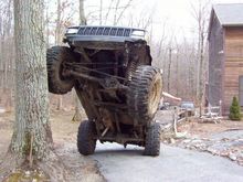 XJ tree climb ~ someone posted this on here and I think its the sickest XJ pic I've ever seen!  (My build goal!)