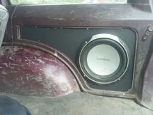 Keepin the sub from bouncin into the front seat...