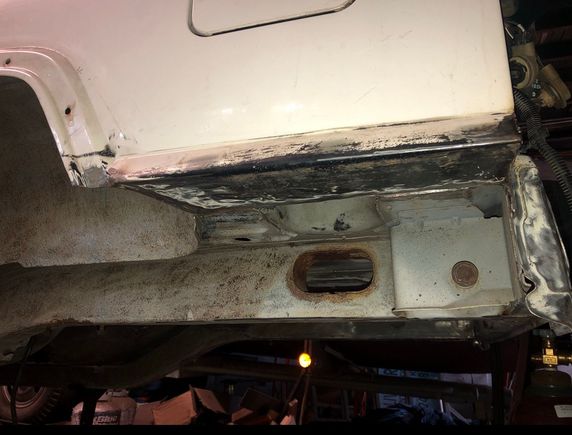 The driver’s side went much smoother. I had enough fresh metal left to do a proper cut and fold.