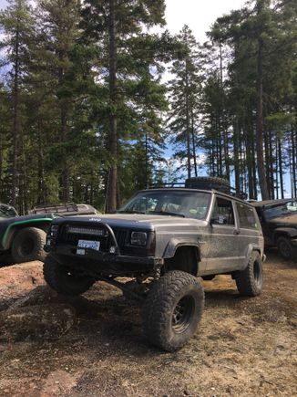 Went on a bit of a trail run/exploring with Outsiders 4x4 (local wheeling group)