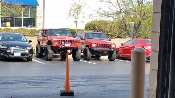 I never realized how big mine is compared to another XJ