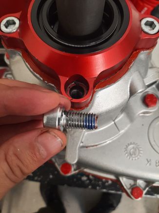 Permatex instructions say to wait 90 minutes before applying torque. When I smeared it on all yhe surfaces with my finger, I made sure to go kinda light around the bolt holes. Like I said, silicone is just the keep the fluid in. So after 90 minutes I backed all the bolts out, cleaned whaterlver silicone residue off, applied Harbor Freight brand medium strength thread locker, and torqued to spec.