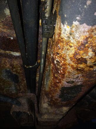 It’s leaking somewhere under here.

I see 7’ of brake line, with flares and fittings fur like $18 at the local auto store (on their website.). Then I won’t need a flaring tool.