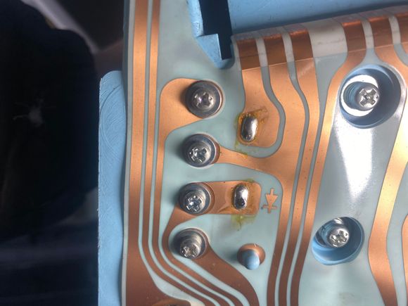 The two solder points has everything to do with the turn signal indicators?