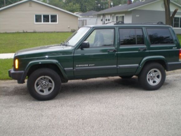 P9110104
2000 cherokee sport