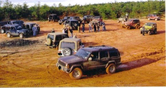 jeep club big run at the red clay pits