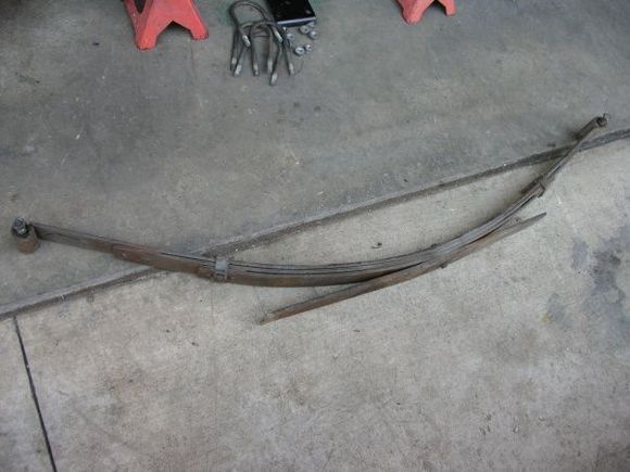 dakota leaf spring pack