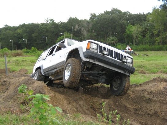 JEEPTOBERFEST Work Day(2)