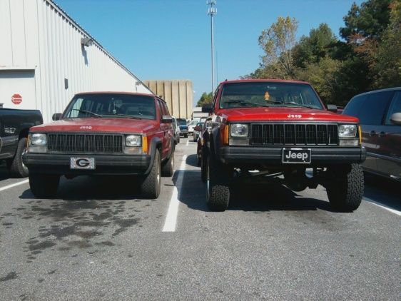 my buddies stock xj beside mine