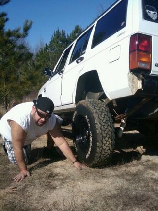 another pic of the tire a lil off the ground..