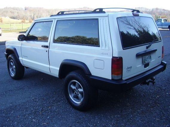 2000 CHEROKEE 2 DOOR 4 0L AUTO 008